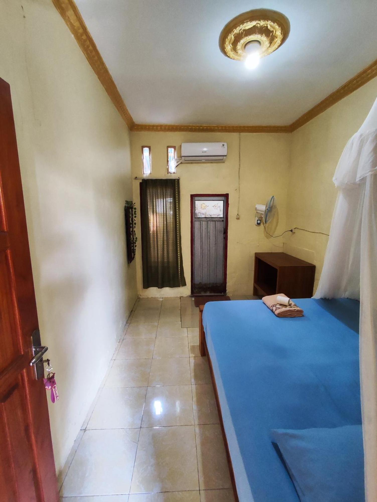 Frangky Homestay Manado Exterior foto